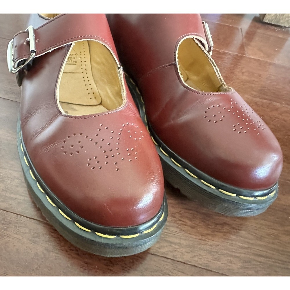 Vtg Dr. Doc Martens 2985 Wingtip Buckle Mary Janes Red England Womens UK 8 US 10